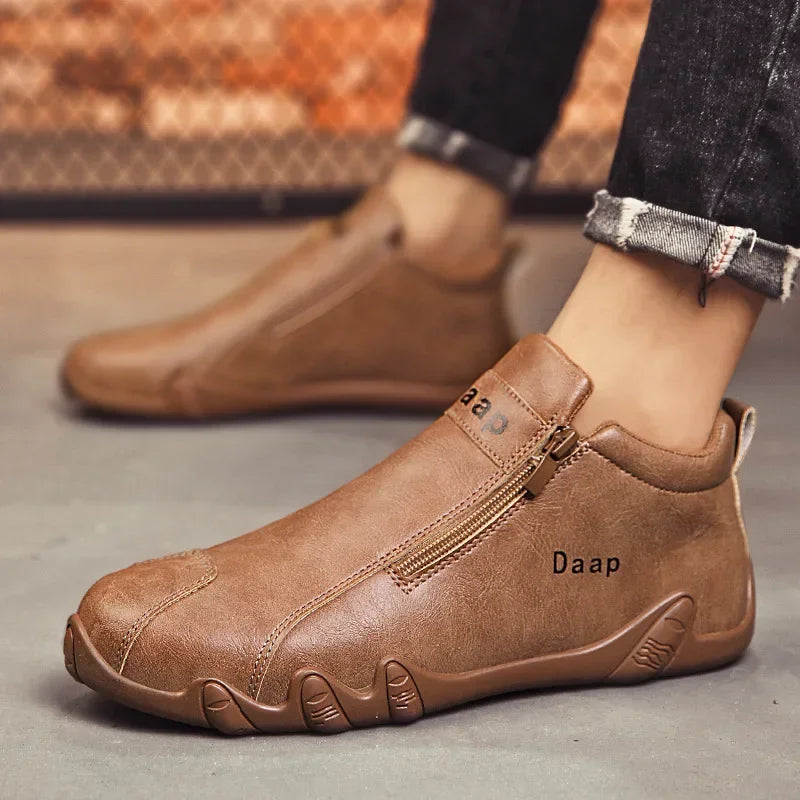 British Style Fashion Short Boots Men  Luxury Leather Anti Slip Comfortable Work Shoes Outdoor Travel Sports Casual Shoes 2024